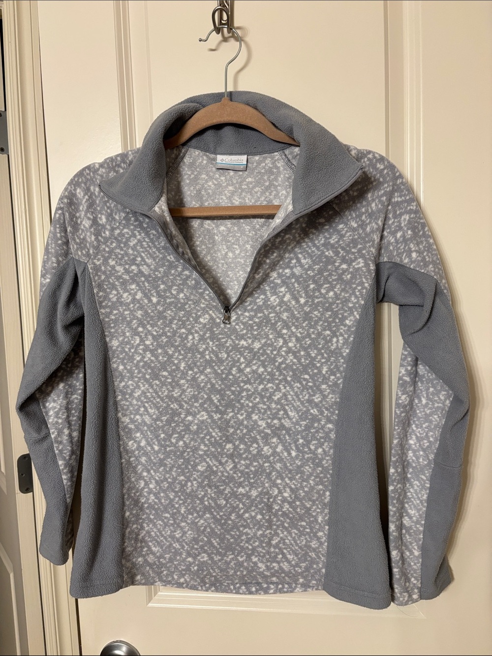 Columbia Gray Speckled Half-Zip Fleece Pullover